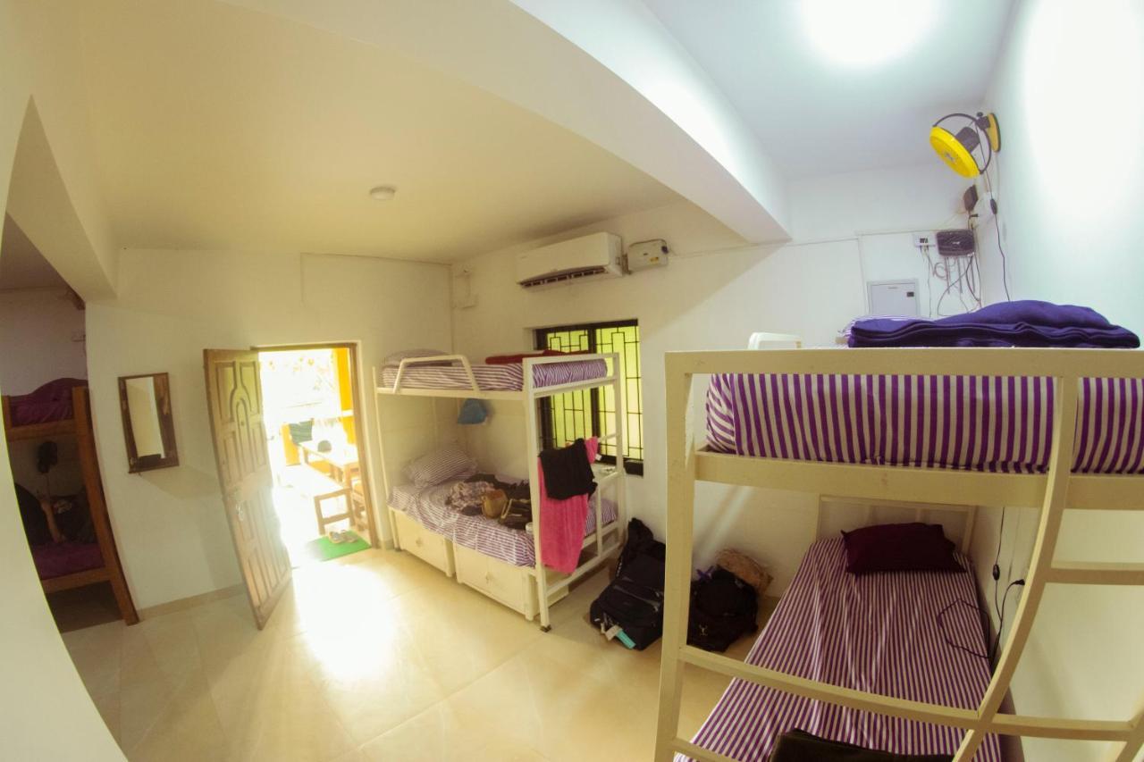 Bonds Hostel Candolim Luaran gambar